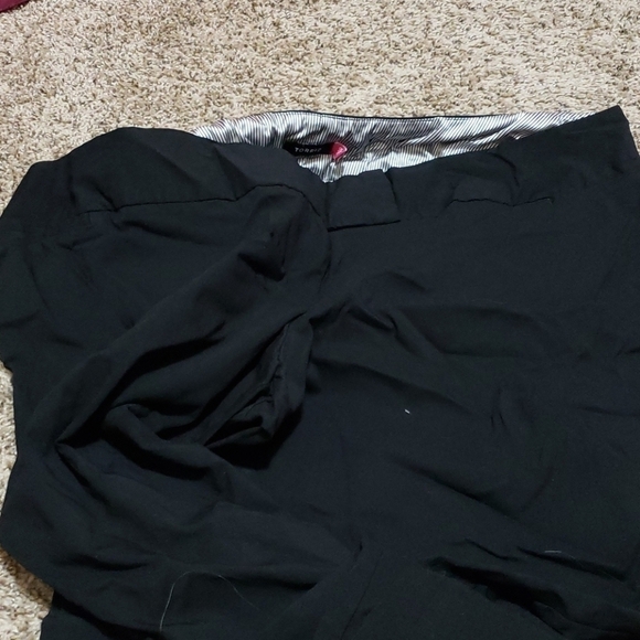Like new solid black torrid pants. 28r - Picture 2 of 2